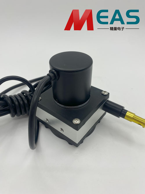 電流拉繩位移傳感器自主開發(fā)的轉(zhuǎn)換模塊進(jìn)行信號轉(zhuǎn)換